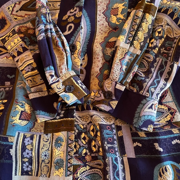 Vintage 90s Tunic length Louben Blouse. Size 6. - Picture 16 of 16